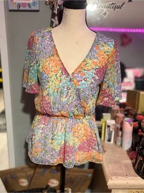 SO Lavender Multi Floral V-Neck Peplum Blouse-S